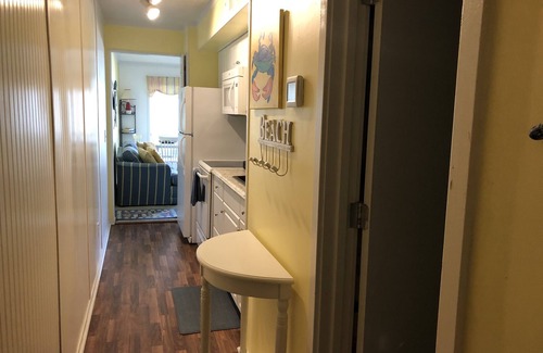 Morehead City Condo | Family resort atmosphere on beautiful Atlantic Beach, North Carolina