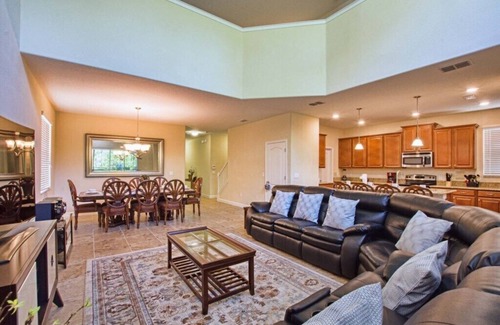 West Kissimmee House | Family Resort Community, Peaceful Conservation View, Contactless Check-in, Close to Disney!