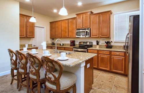 West Kissimmee House | Family Resort Community, Peaceful Conservation View, Contactless Check-in, Close to Disney!