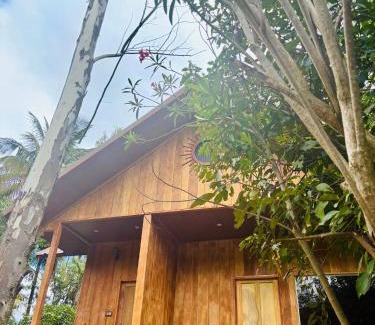 Maraiyur Bed & Breakfast | FAMILY RESORT MARAYOoR KANTHALLOOR