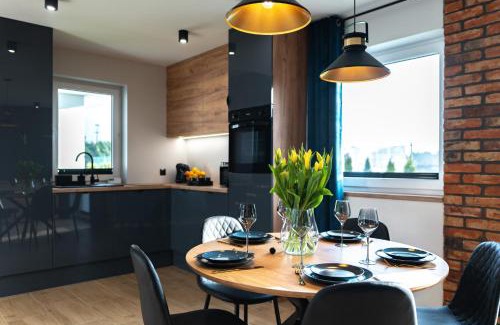 Ustka House | Family Resort Ustka - Domki dwupoziomowe z basenem