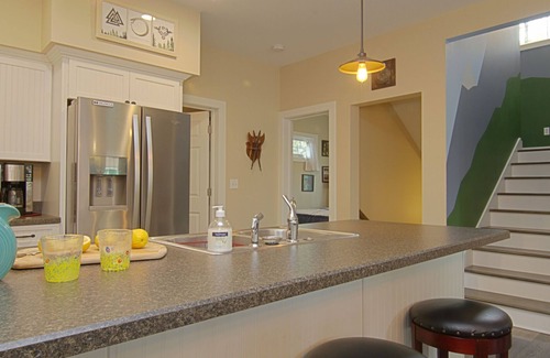 Michigan City House | Family Retreat-Beachwalk-Grill-AC-Free WiFi-Pool Table-Bikes-Grill-Golf Cart
