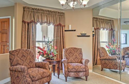 Arrowhead Ranch House | Family Retreat with Putting Green about 6 Mi to Peoria!