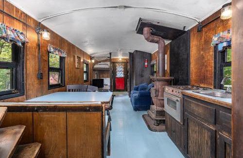 Lampe House | FAMILY REUNIONS Breathaking Lakefront Private Resort FREE DOCK CANOE KAYAK
