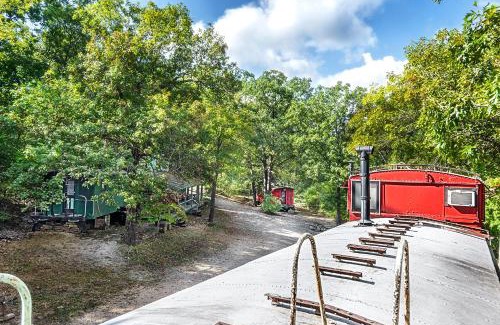 Lampe House | FAMILY REUNIONS Breathaking Lakefront Private Resort FREE DOCK CANOE KAYAK