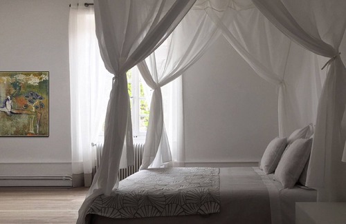 Le Puy-en-Velay Bed & Breakfast | Family room-Private Bathroom-Chambre Paloma