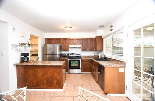 South Scottsdale Condo | Family Scottsdale Condo! Private! Great Location!