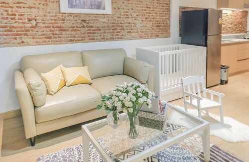 Chang Moi Apartment | Family Size Suite - can accommodate up to 8 people.