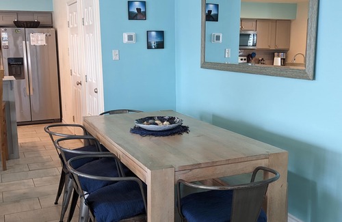 Port Aransas House | Family-sized beach house with private heated pool-Walk to Beach