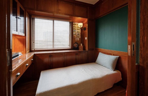 Haizhu Condo | Family-sized Canton style home! Perfect for Canton Fair / Sun Yat-Sen University