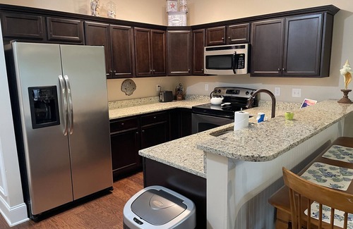 Mount Pleasant House | Family sized townhome! Close to Shipyard Park. Long term stays welcome!