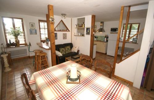 Ravenoville House | Family Stay near Utah Beach