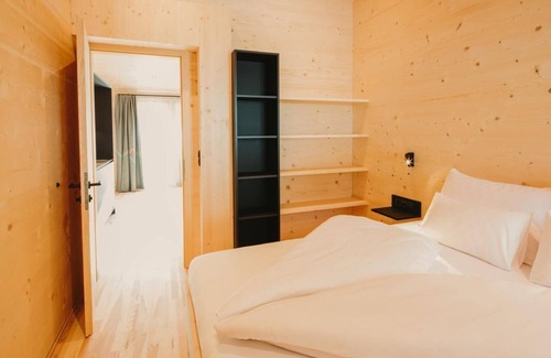 Warth Bed & Breakfast | Family studio "French Alpin" ShortStay - Alpin - Studios & Suites