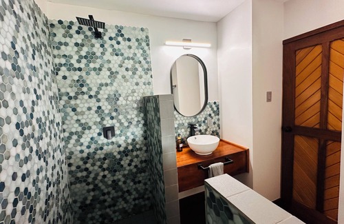 Bocas del Toro Bed & Breakfast | Family Suite #4 Ocean View