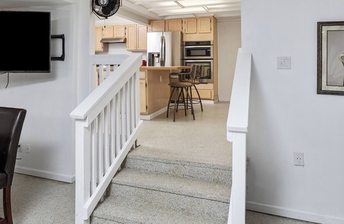 Huffman - O' Malley House | Family Time and a Fire Pit 3 Bdr 2.5 Bth