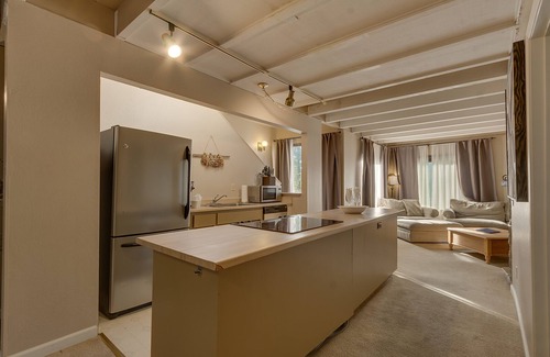 Zephyr Cove Condo | Family Town-home, walk to Clubhouse, close to down town (LV213)