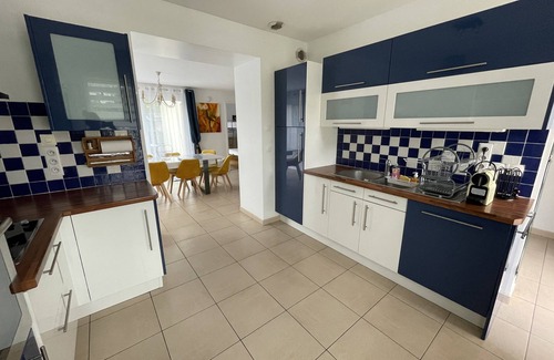 Ouistreham House | Family vacation home
