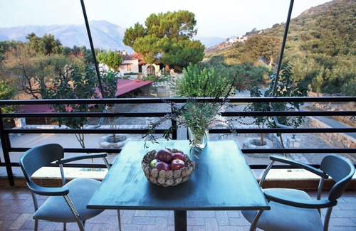 East Mani Apartment | Family Vacation home with Views in Heart of Mani!