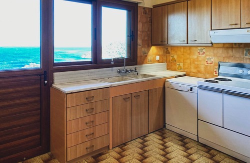 East Mani House | Family Vacation home with Views in Heart of Mani!