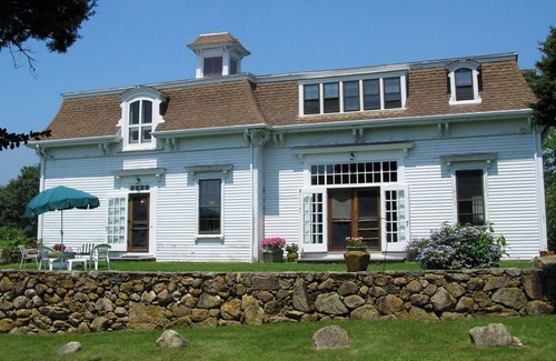 Westport Point House | Family vacation in Beautiful Carriage house