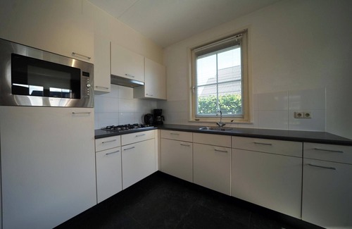 Susteren House | Family villa with 6 bedrooms, 2 bathrooms and a garden