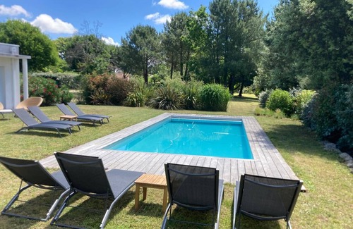 Les Mathes House | Family villa with heated pool near the beaches of La Palmyre
