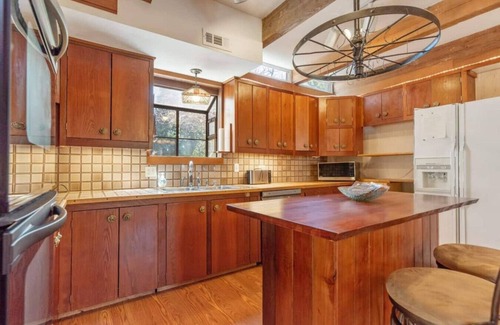 Southwest Raleigh House | Famous Raleigh Mill House | Whimsical & Walkable