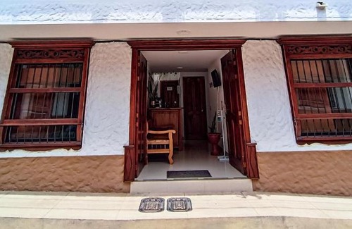 Jardin House | Famy Hostal Nardo's