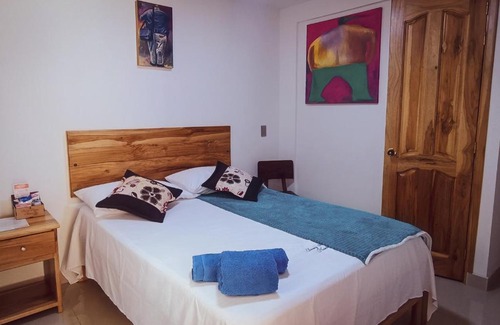 Jardin House | Famy Hostal Nardo's