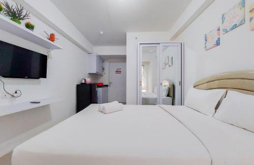 South Tangerang Apartment | Fancy and Nice Studio at Urbantown Serpong Apartment By Travelio