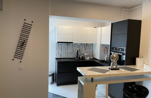 Militari Apartment | Fancy Westpark 2 Residence Lakeview W7