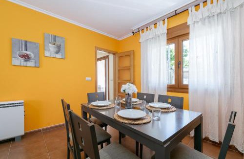 Sanxenxo House | Fantástico chalet junto al mar by CABANA Rentals