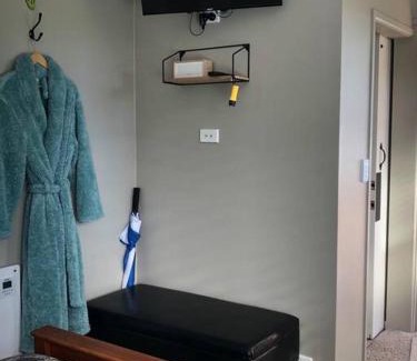 Leeston House | Fantail at Bluestone Retreat