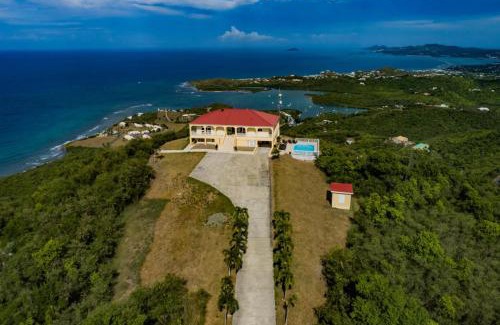 Estate Clairmont Villa | Fantasea On Top of the World 5 Bedrooms 3 Baths Private Pool