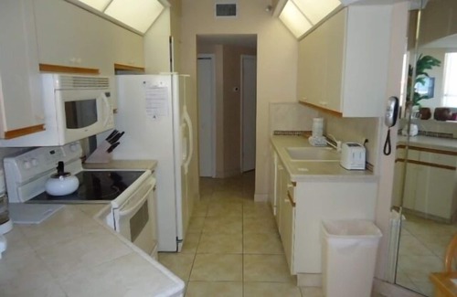 Miramar Beach Condo | FANTASTIC 11TH FL 3BR, BRIGHT, FAMILY FRIENDLY W/EVERYTHING. HOME ON THE BEACH