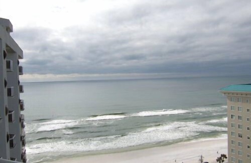 Miramar Beach Condo | FANTASTIC 11TH FL 3BR, BRIGHT, FAMILY FRIENDLY W/EVERYTHING. HOME ON THE BEACH