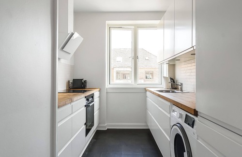 Charlottenlund Apartment | Fantastic 2-bed w/balcony in Charlottenlund - 294