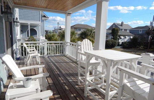 Wrightsville Beach House | Fantastic 3 bedroom 2 1/2 just steps from the beach and heart of Wrightsville