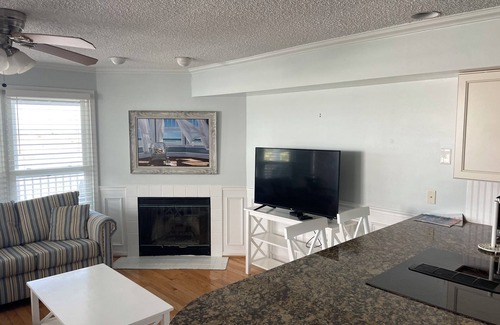 North End Condo | Fantastic 3 Bedroom Oceanfront on the boardwalk