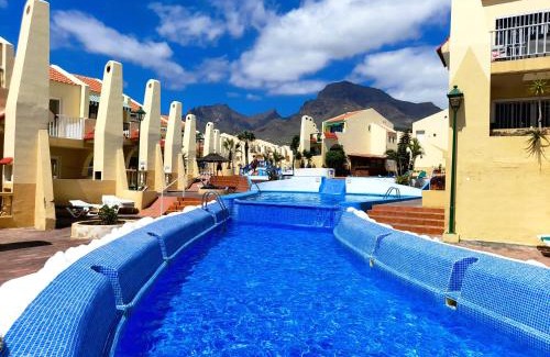 Costa Adeje House | Fantastic 3 Bedrooms MAREVERDE, WIFI free