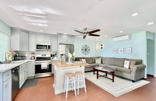 Cabes Point Condo | Fantastic! 3 BR! STEPS to the sand on Sapphire Beach Waterfront ocean view patio