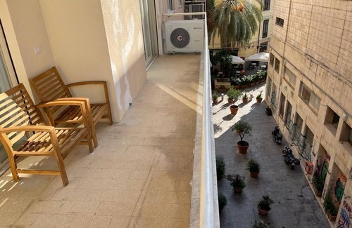 Ruggero Settimo Apartment | Fantastic Apartment in Historic Center - Palermo
