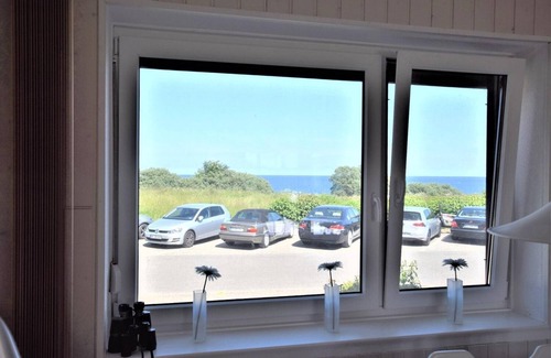 Hohwacht Apartment | Fantastic apartment Mare Nostrum only a few meters to the sandy beach!