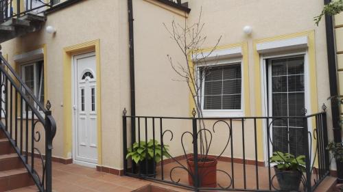 Stari Grad Apartment | Fantastic Belgrade Nights
