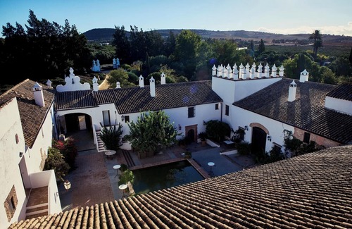 Arcos de la Frontera Villa | Fantastic Hacienda with 10 bedrooms in Andalucia for 20 people.