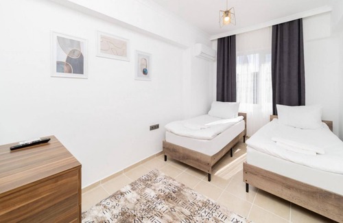 Lara Apartment | Fantastic Flat with Balcony and View in Aksu