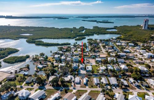 Estero Bay Shores House | Fantastic Key West Style Stilt Home West of 41 With Gulf Access and Close to the Beach