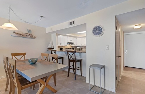 Orange Beach Condo | Fantastic King Bed 3rd Floor - Beachfront