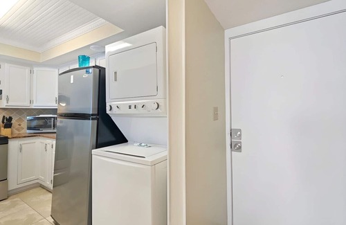 Orange Beach Condo | Fantastic King Bed 3rd Floor - Beachfront