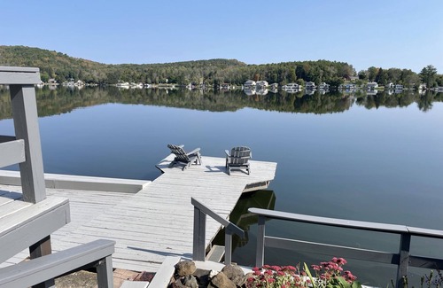 Cuba House | Fantastic lake house on the south shore of Cuba Lake.